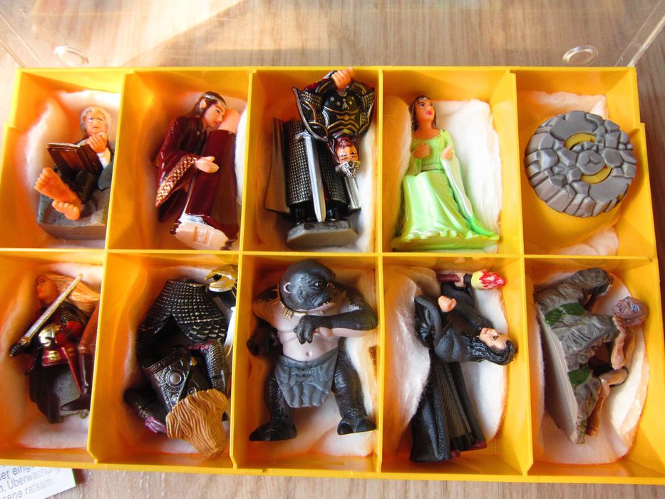 cadou deosebit si rar The Lord of the Rings Kinder Germania 2004