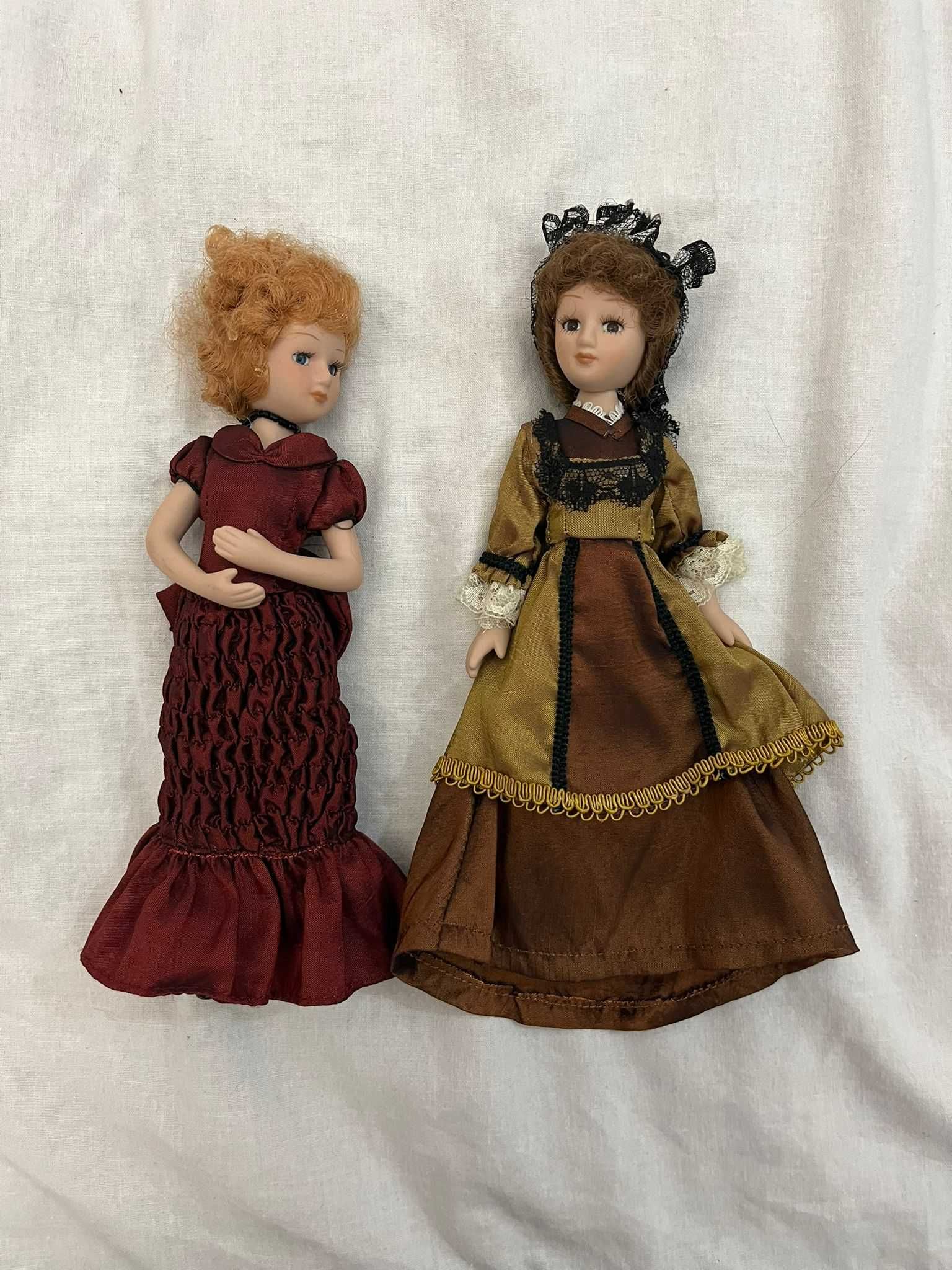 Papusi portelan colectia "Ladies of the era"