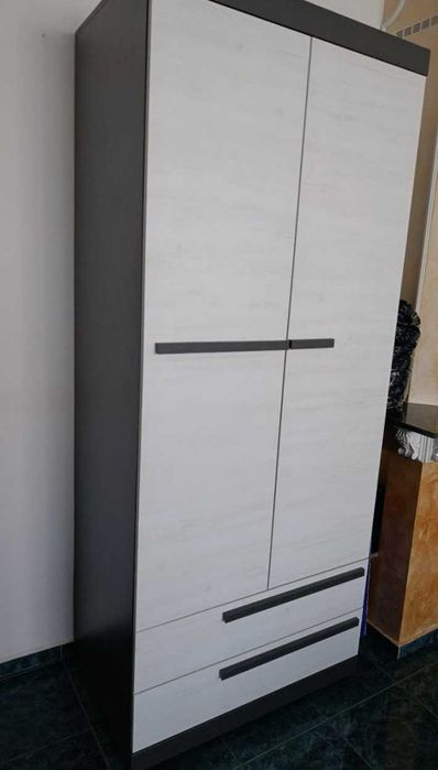 Гардероб за дрехи