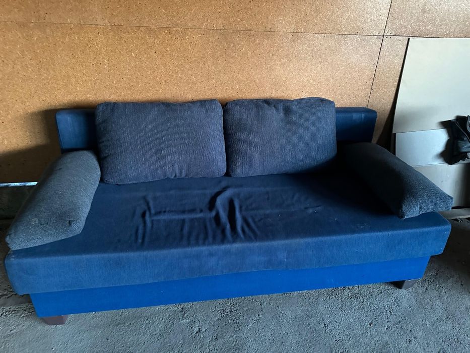 Продам диван в хорошем состоянии