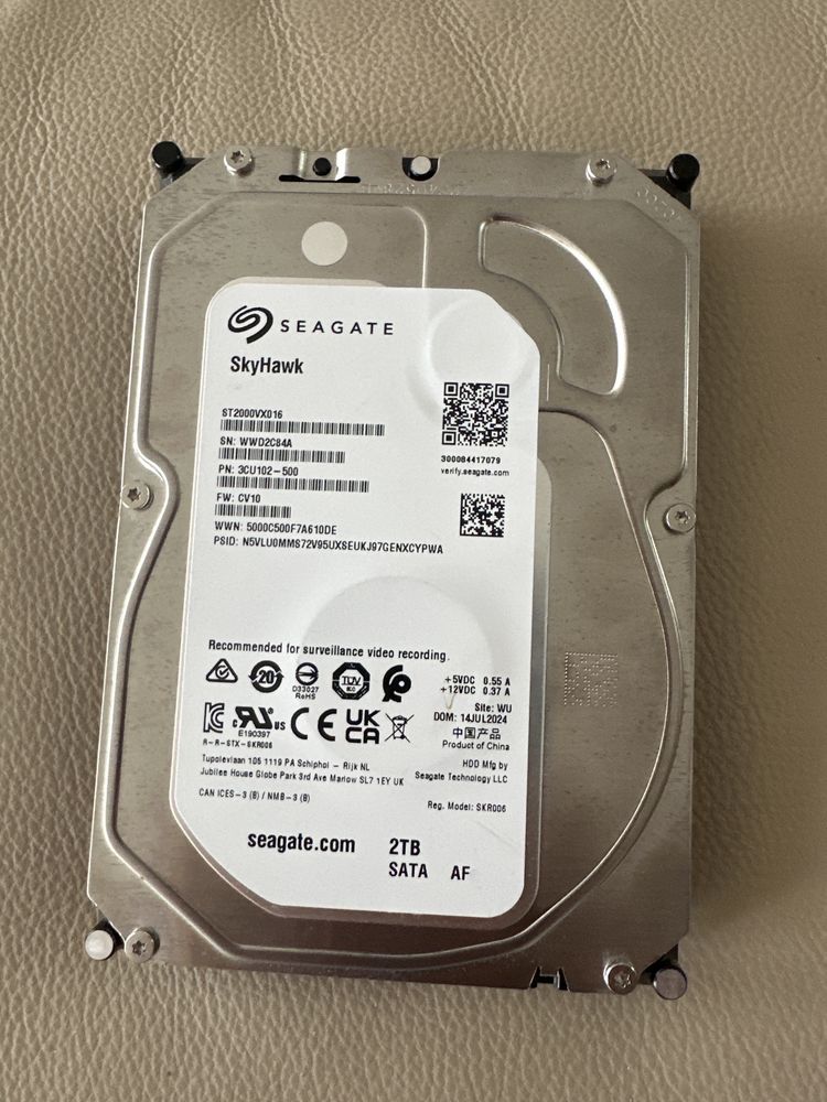 Жесткий диск 2 TB Seagate SkyHawk (ST2000VX016), 3.5", 256MB, SATA III