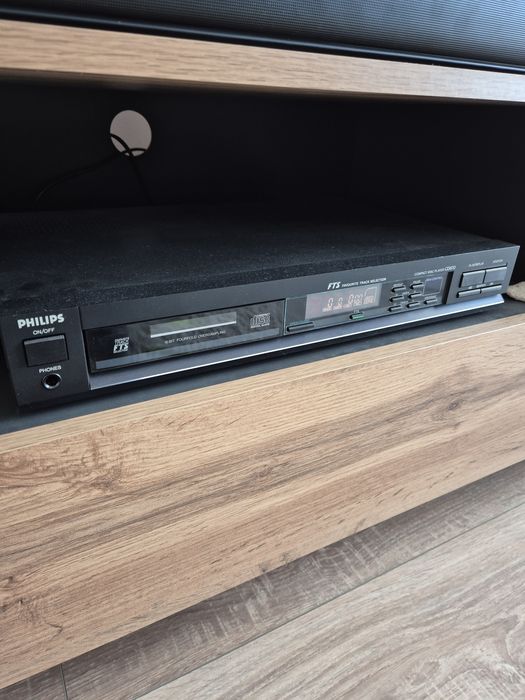 Vand Hi-Fi CD Player Vintage Philips CD670