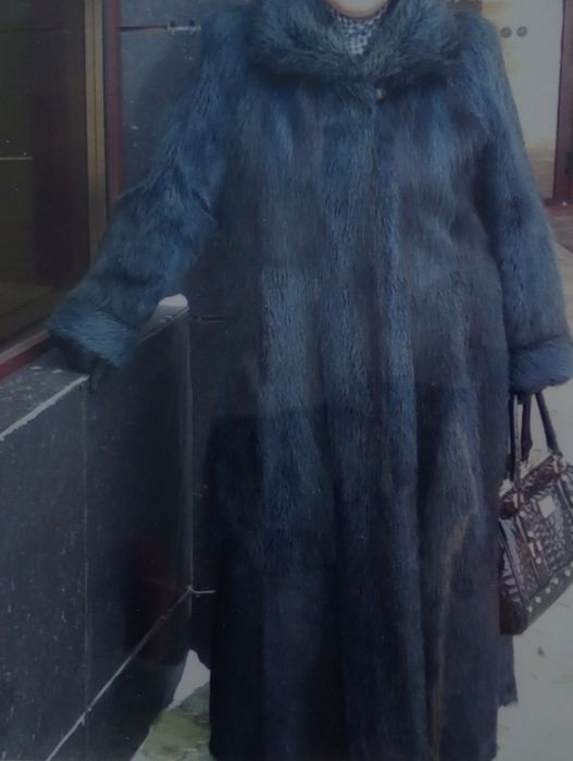 Продам нутриевую шубу