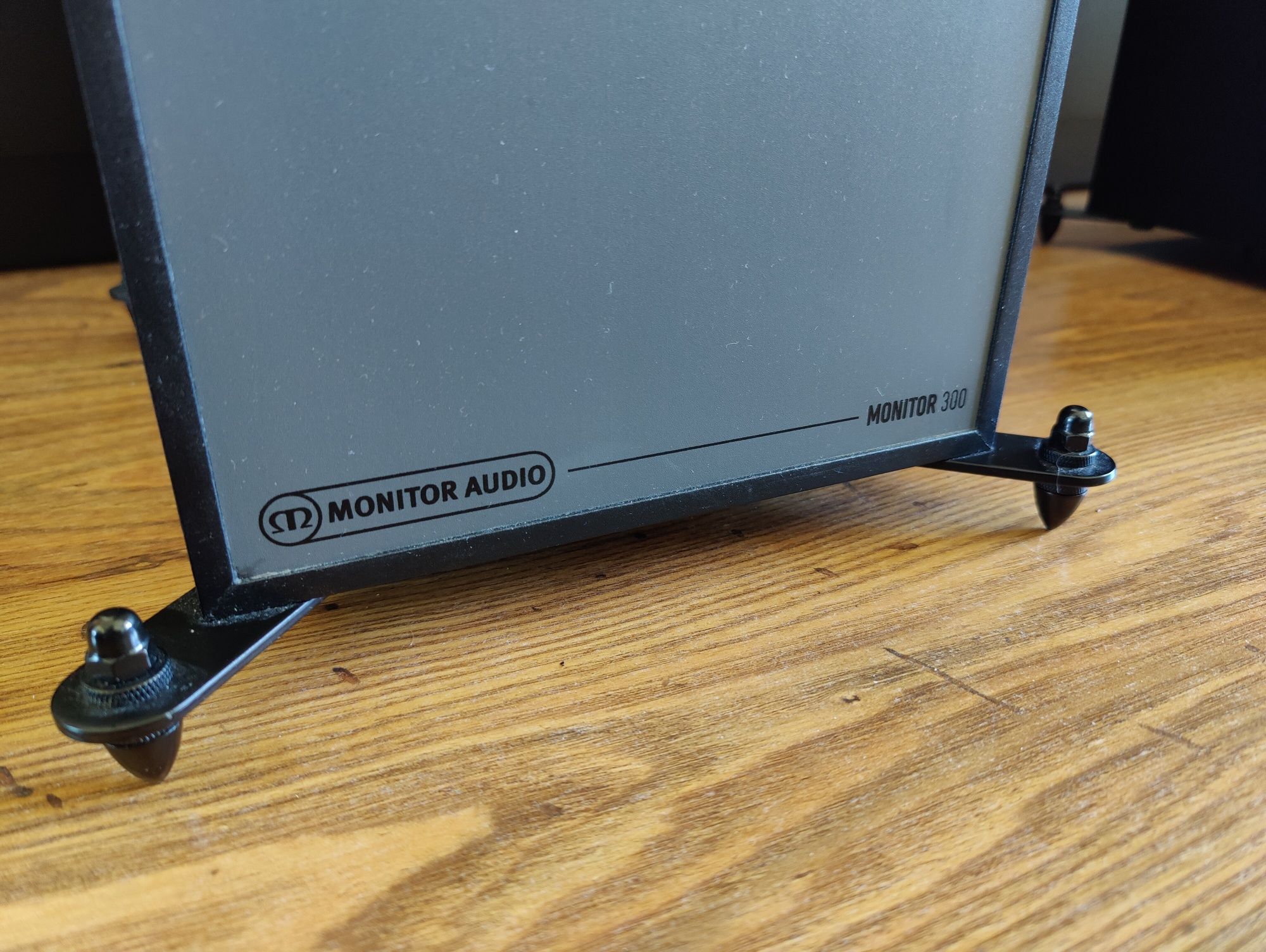 Boxe Podea Monitor Audio, Monitor 300