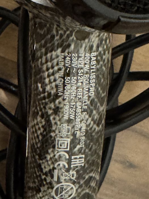 Uscator de par Babyliss Pro editie limitata