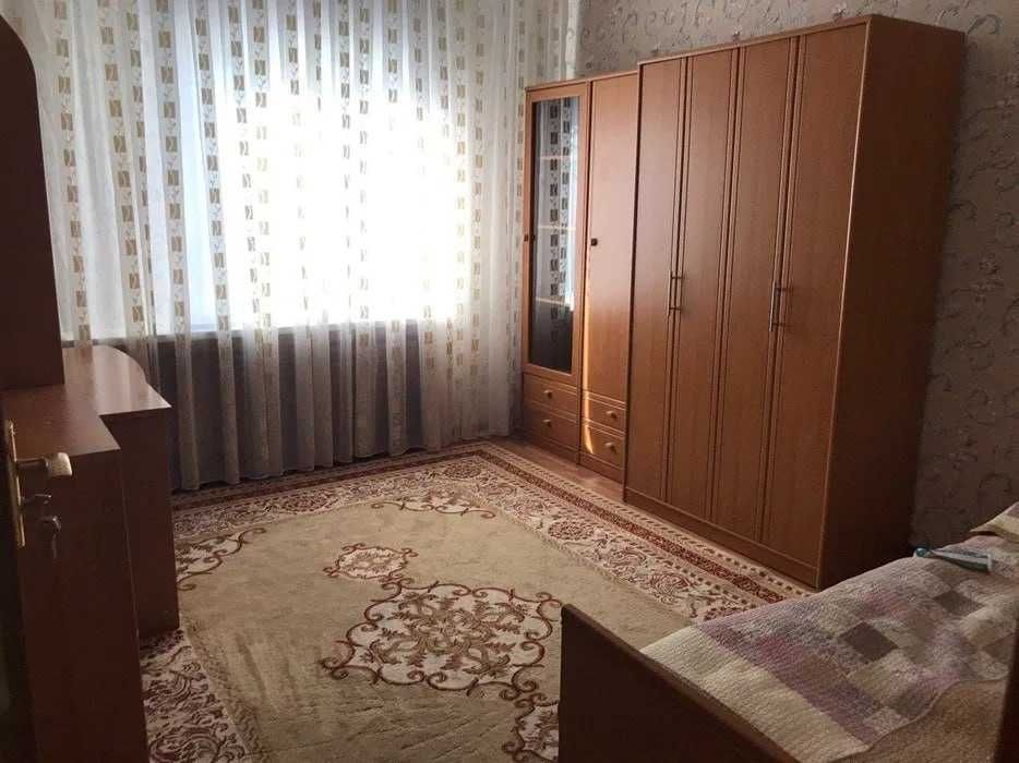 R8 Сдаётся Квартира 3/1/4 р-н Мирабадский ор-н Саракулька