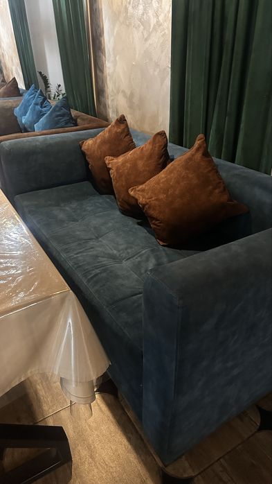 Диванчики и столы