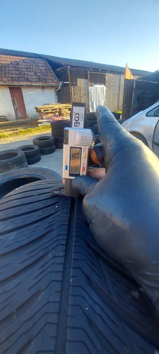 4 cauciucuri de iarna 235 55 r17 michelin