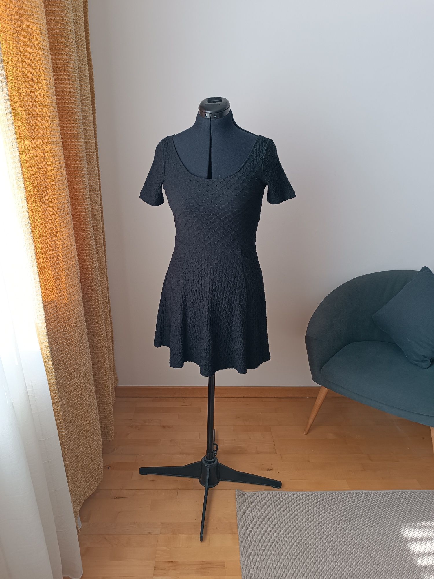 Rochie neagra h&m