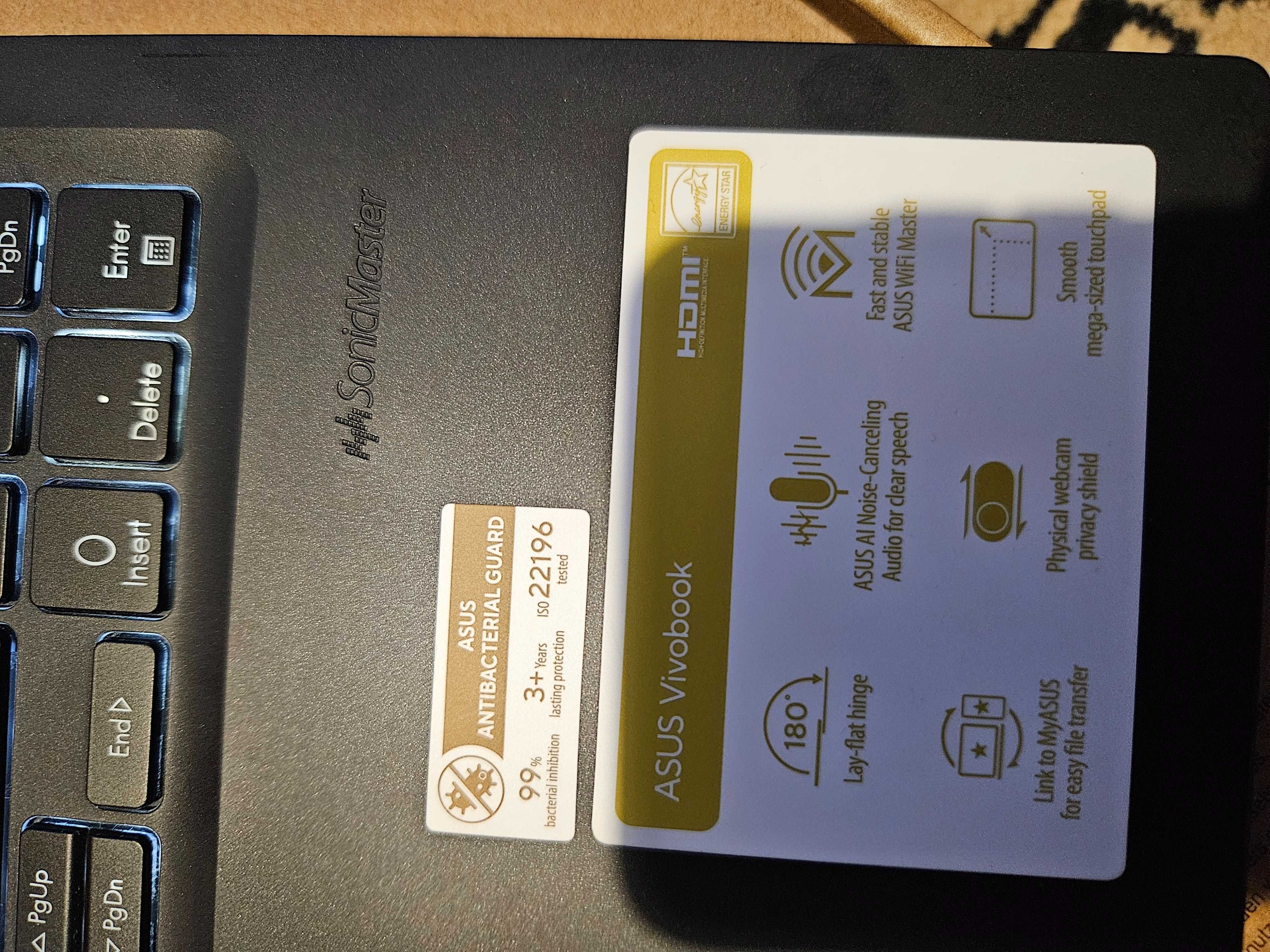 Asus Vivobook OLED