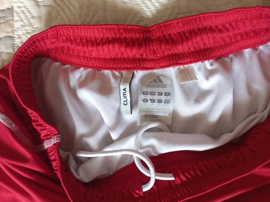 Червени гащи adidas