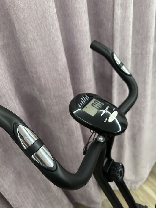 Bicicleta fitness xb200 pliabila