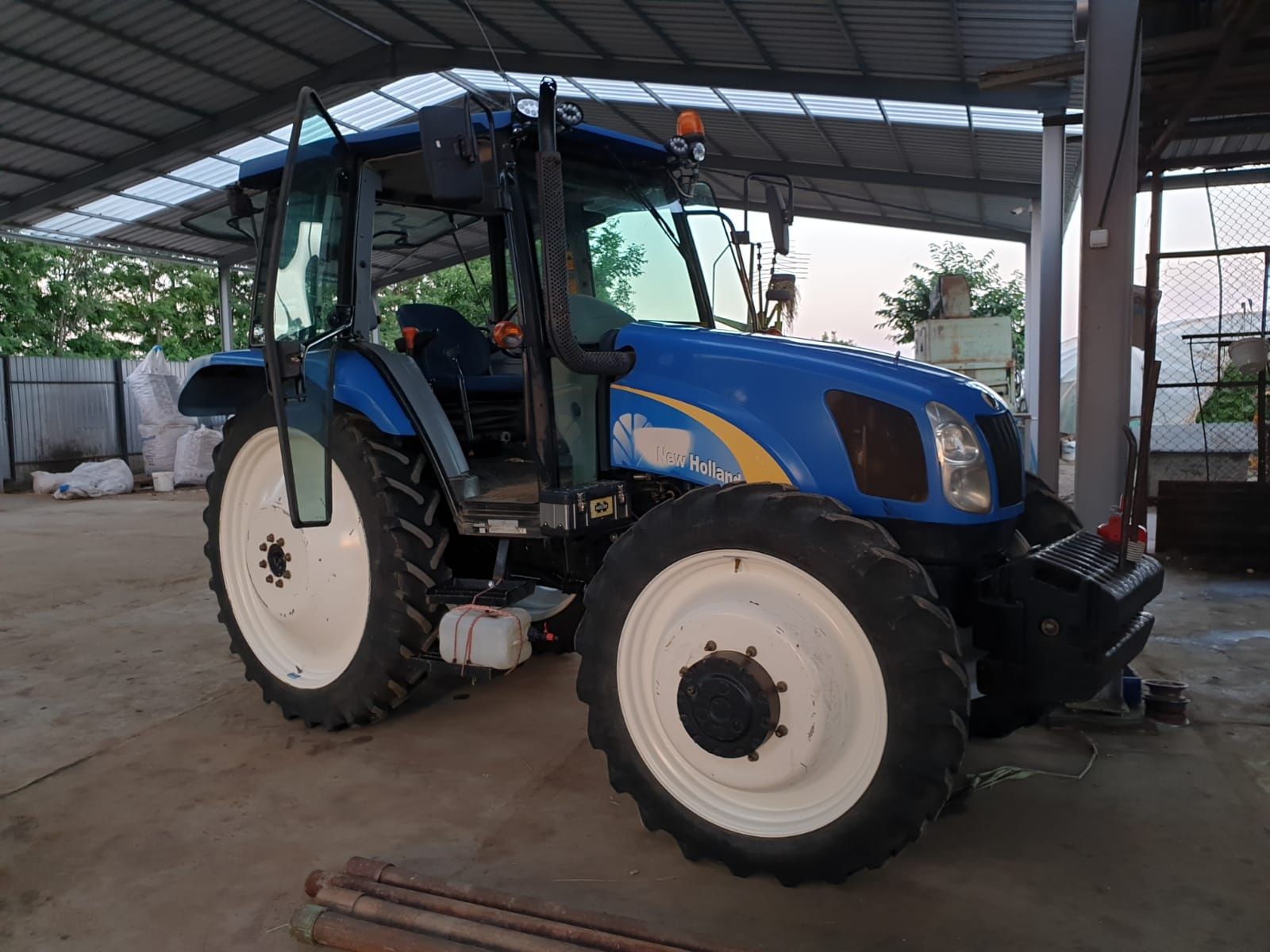 De vânzare roți tehnologice/înguste pentru new holland