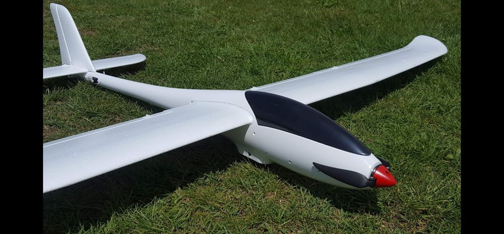 KIT Nou  Aeromodel  Motoplanor   avergura 2m