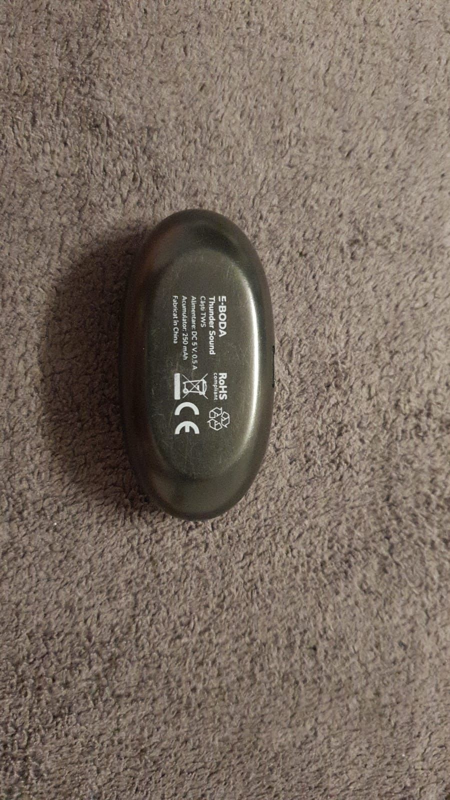 Vând casti Bluetooth