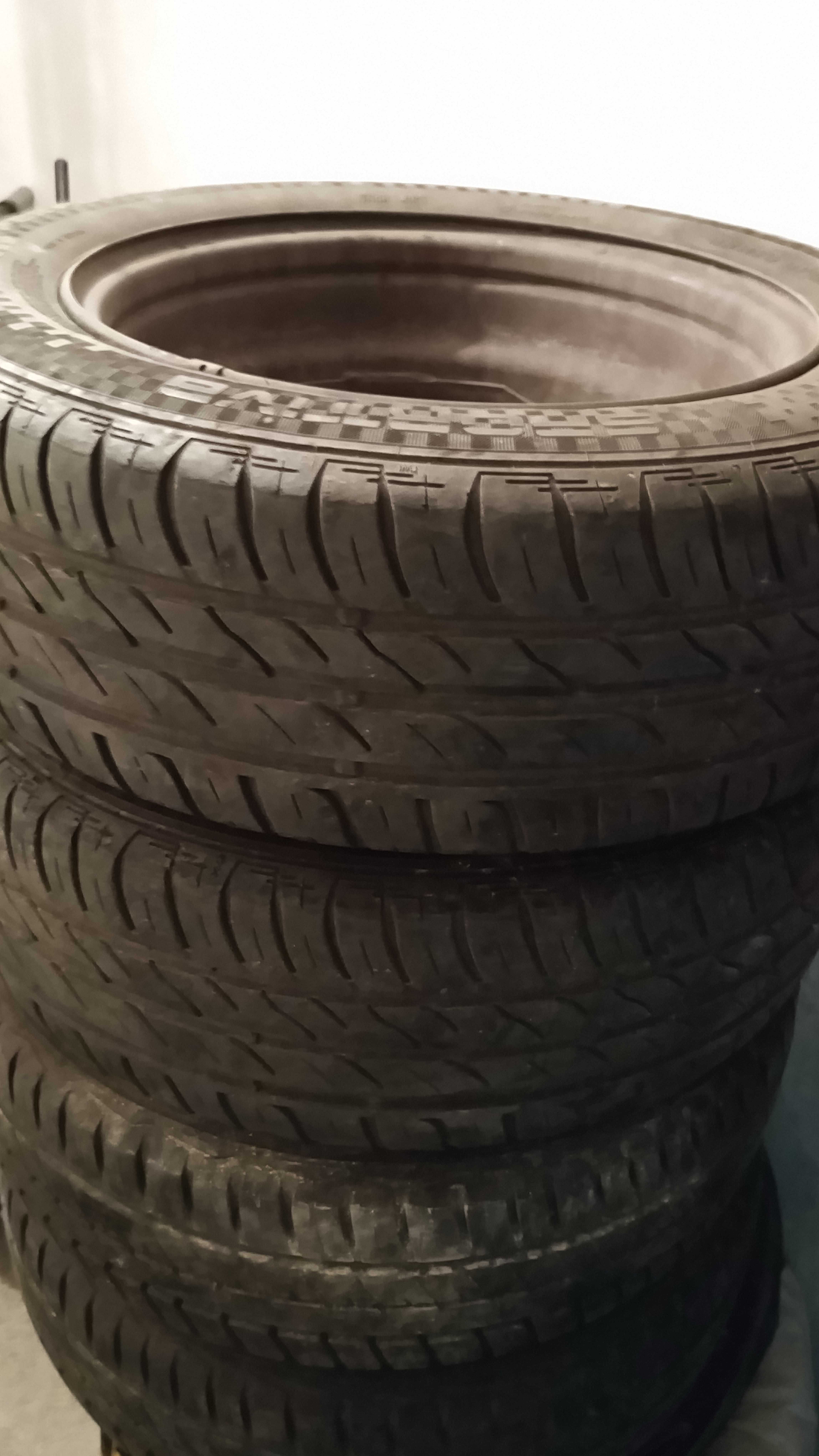 Хубави гуми с джанти комплекти  по 4 броя