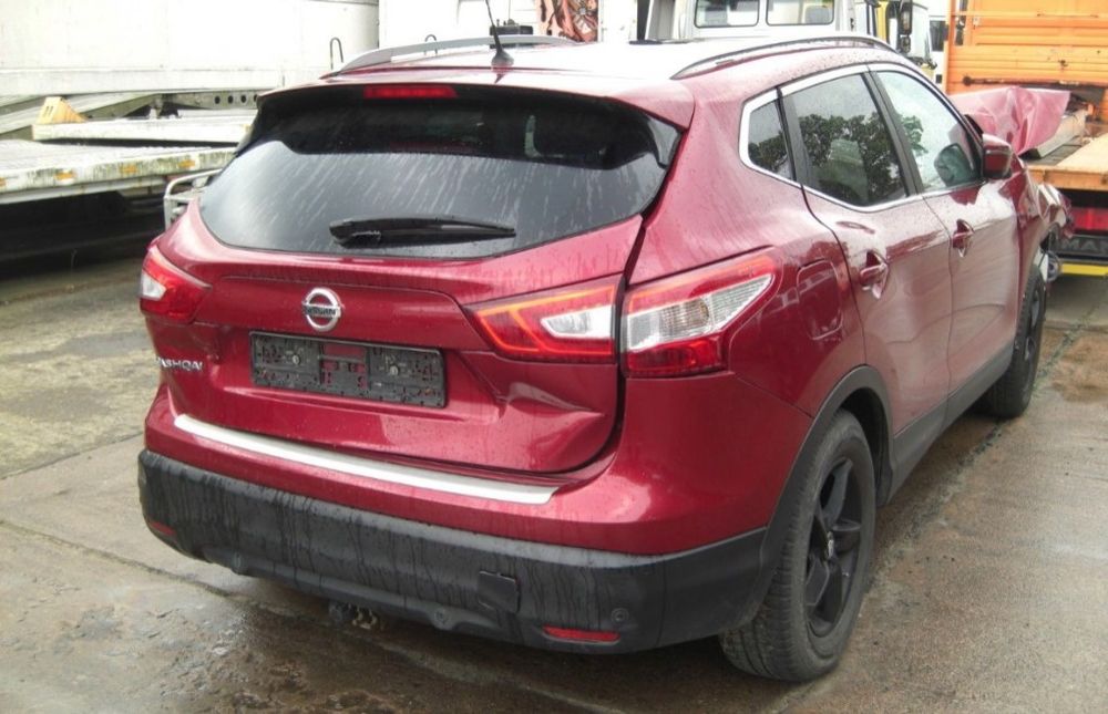 Nissan qashqai 1.2 DIG T 2015Gна части. АВТОМАТ НАВИГАЦИЯ