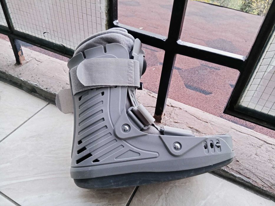 Ортопедичен ботуш за глезен Medi protect (използвана)