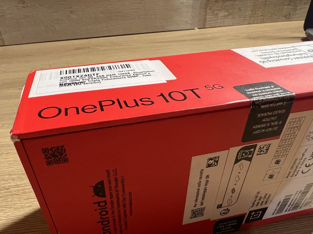 OnePlus 10T 5G sigilat