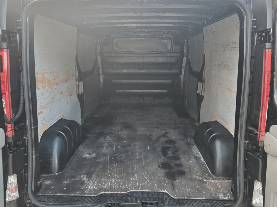 Renault Trafic 2.0 DCI 115 MAXY