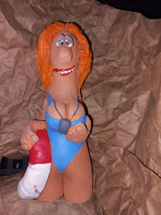 Сувенирни Глинени фигурки