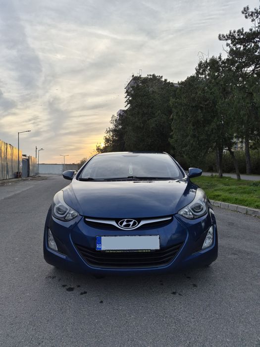 Hyundai Elantra 2015 | 1.6 MPI