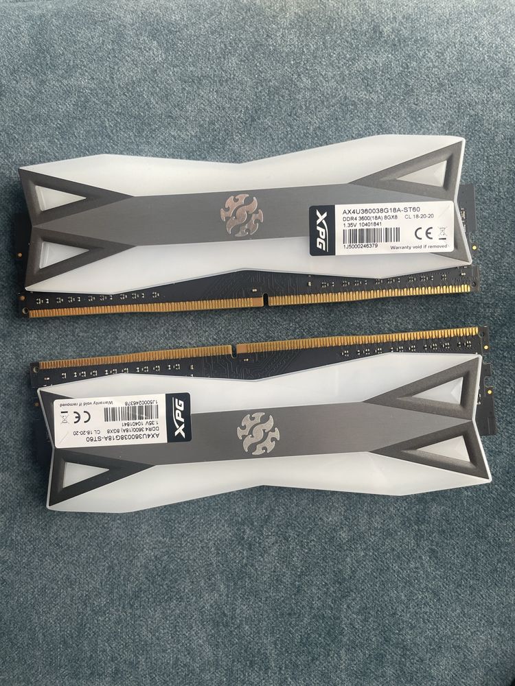 Memorie RAM 60GB RGB si 16GB DDR5