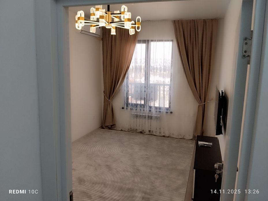 Yangi ta'mirlangan shinam 1-xonali kvartira ijaraga beriladi