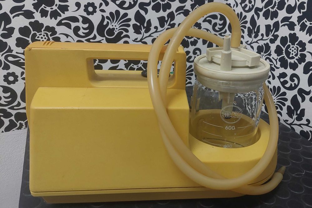 Pompă chirurgicală de aspirație Atmos LC16