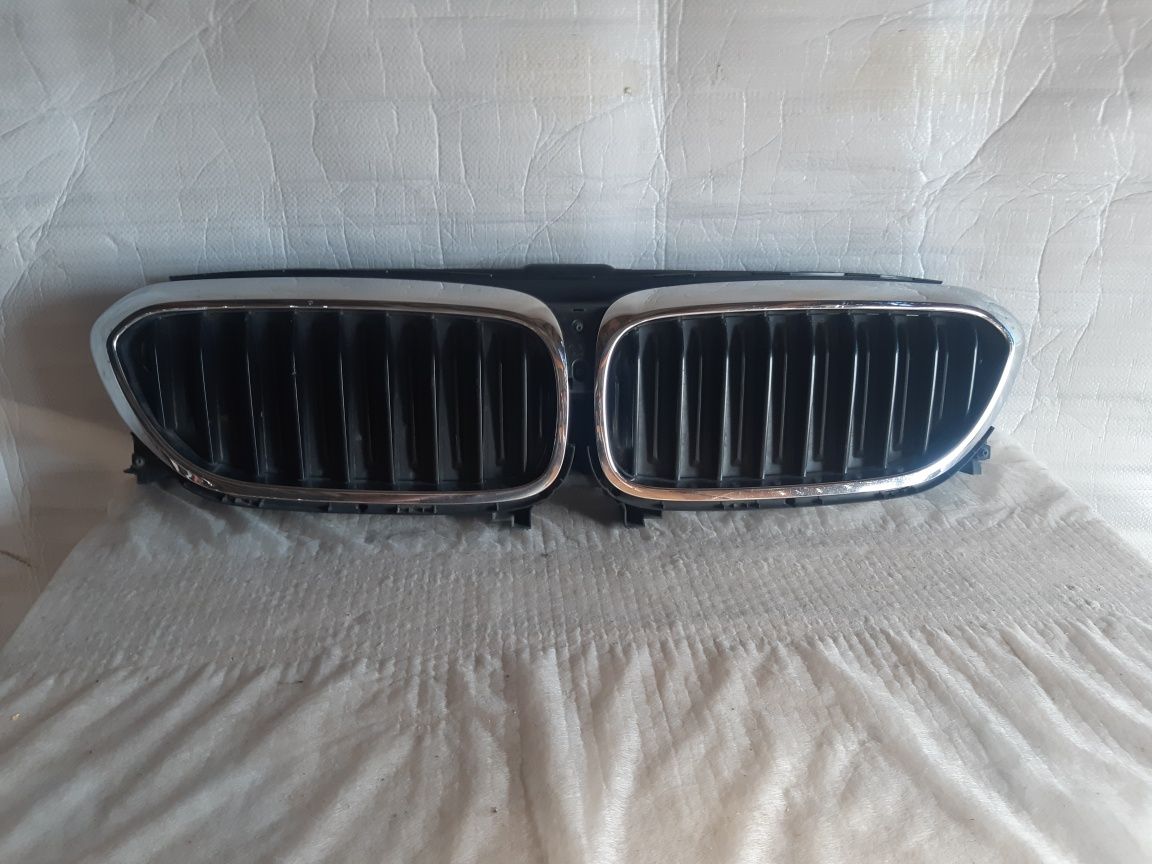 Grila activa BMW seria 5 G30