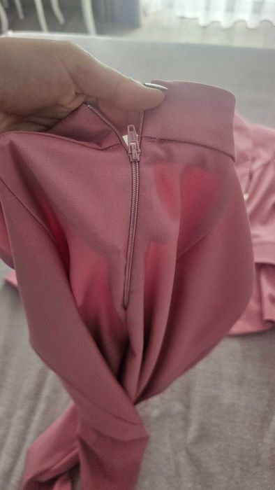 Compleu roz - trandafiriu Bby