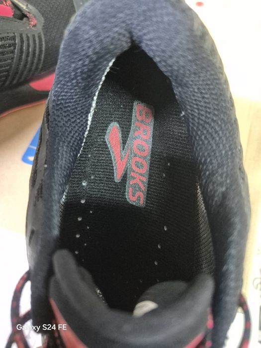 Adidasi noi Brooks Cascadia