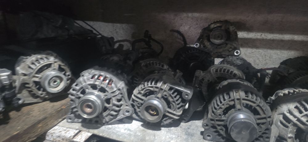 Продавам стартери за автомобили