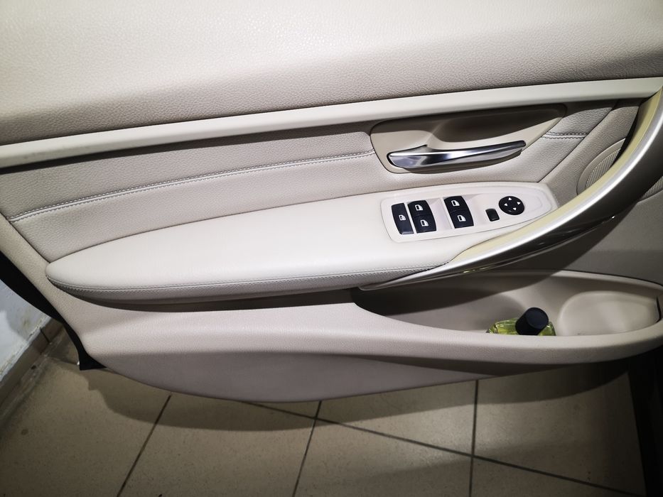 Vopsim piele recondiționare Bej BMW seria 3 f30 Opel Skoda Ford Audi R