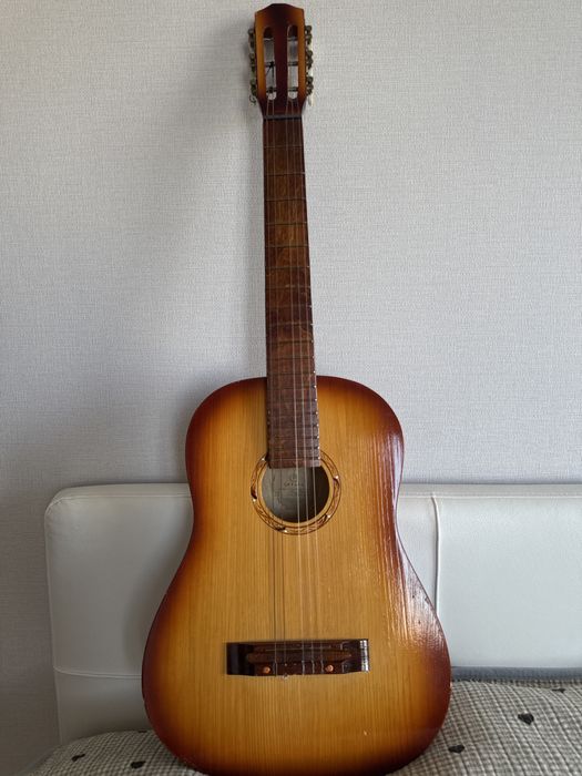 Гитара в отличном состоянии