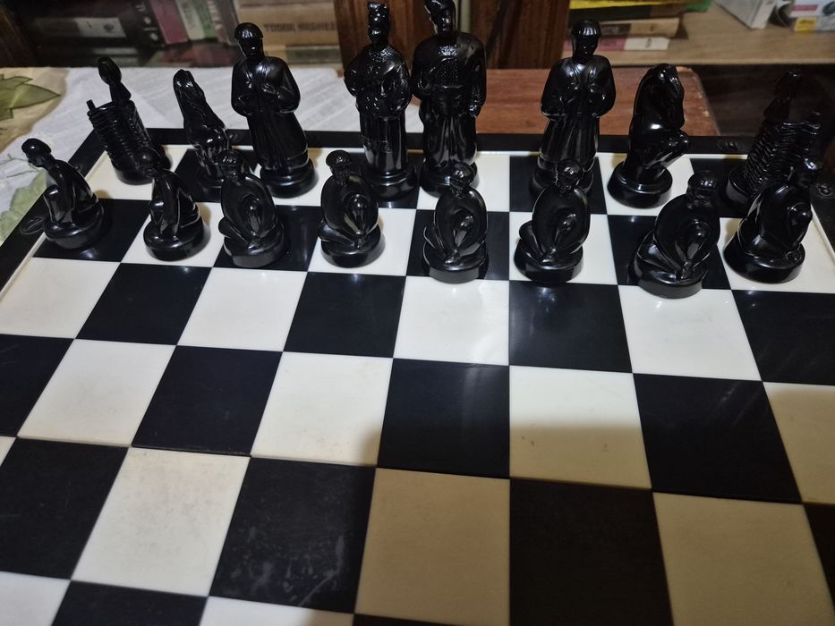 Vind șah vitange cu cutie  și piese