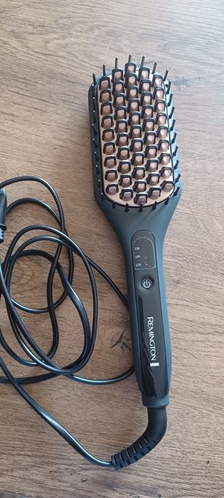 Електрическа четка за изправяне на Ремингтън