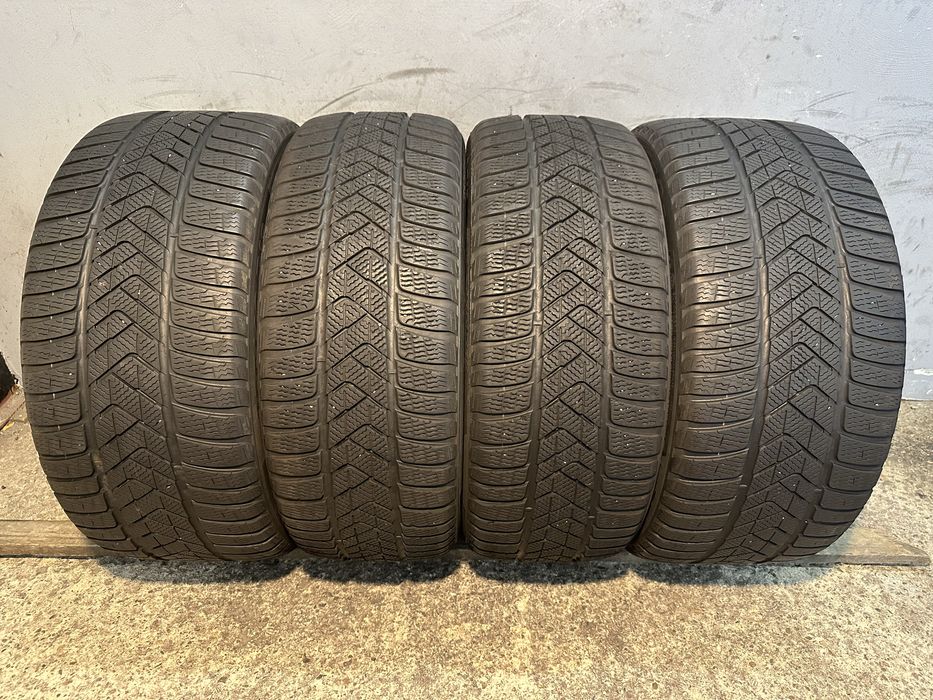 Гуми 255/40/18 и 225/45/18 PIRELLI Sottizero Winter Спорт Пакет RFT