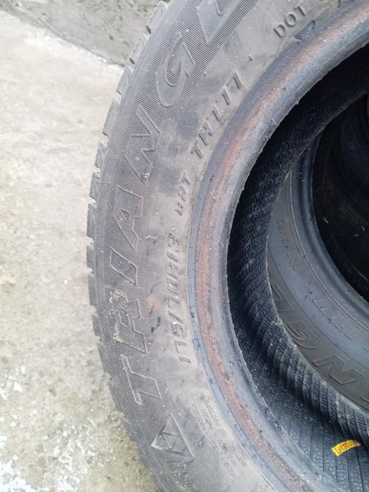 Продам шины зимние triangle  комплект