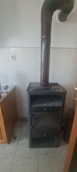 Печка на дърва и въглища