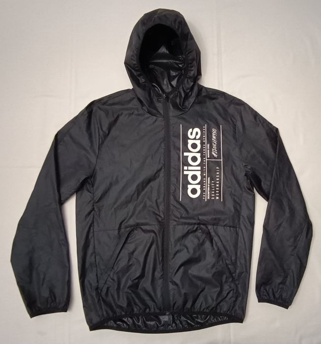 Adidas Windbreaker Jacket оригинално яке S Адидас спорт тренировки