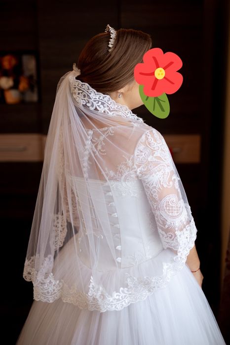 Vând Rochie De Mireasă