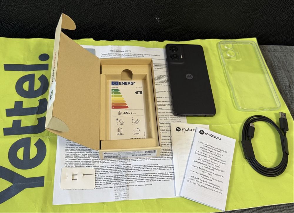 ЧИСТО НОВ 256GB Motorola g35 5G Гаранция Yettel 2028 Black