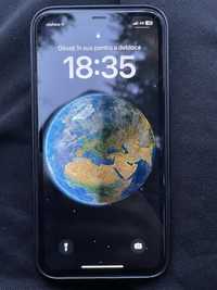 Vand telefon iphone 11 capacitate 96 256gb