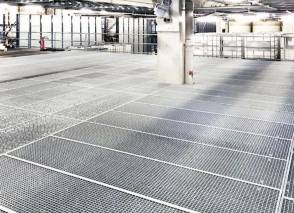 Vând grătare zincate