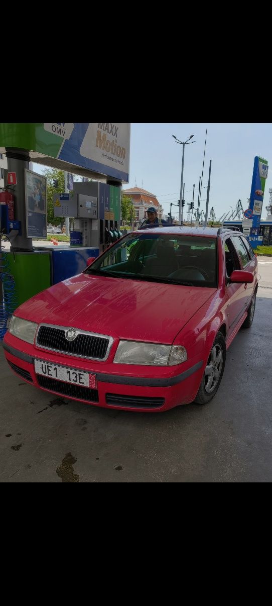 Шкода Октавия 1.9TDI 90ks  2555 лв