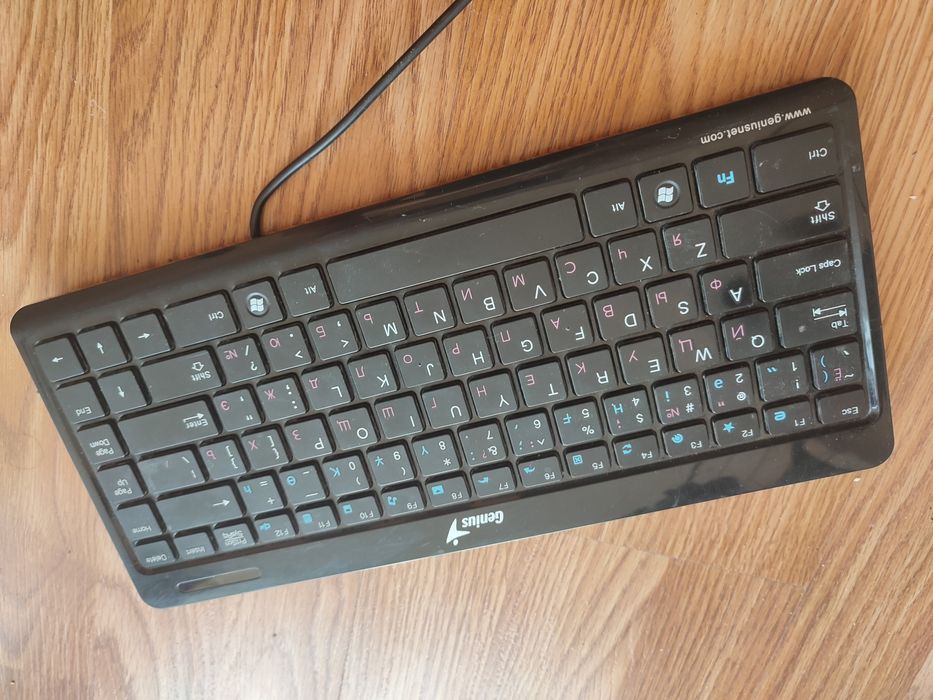 Клавиатура genius проводная