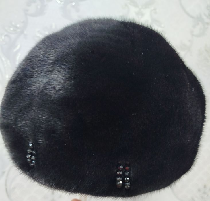 Новый женский норка шапка (фабричный) сатылады.