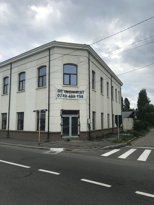 Cladire comerciala