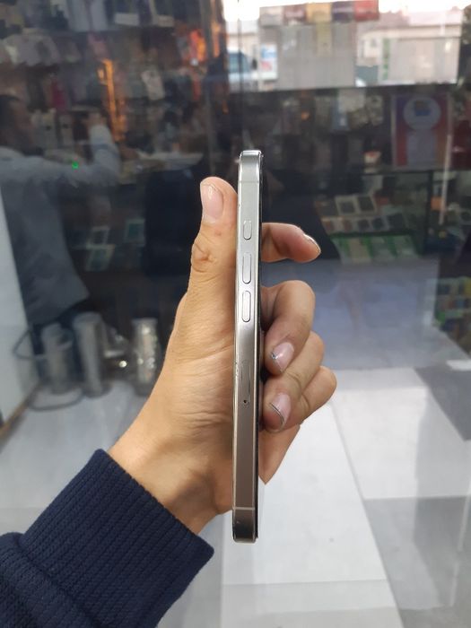 Iphone 16 pro 128 talik